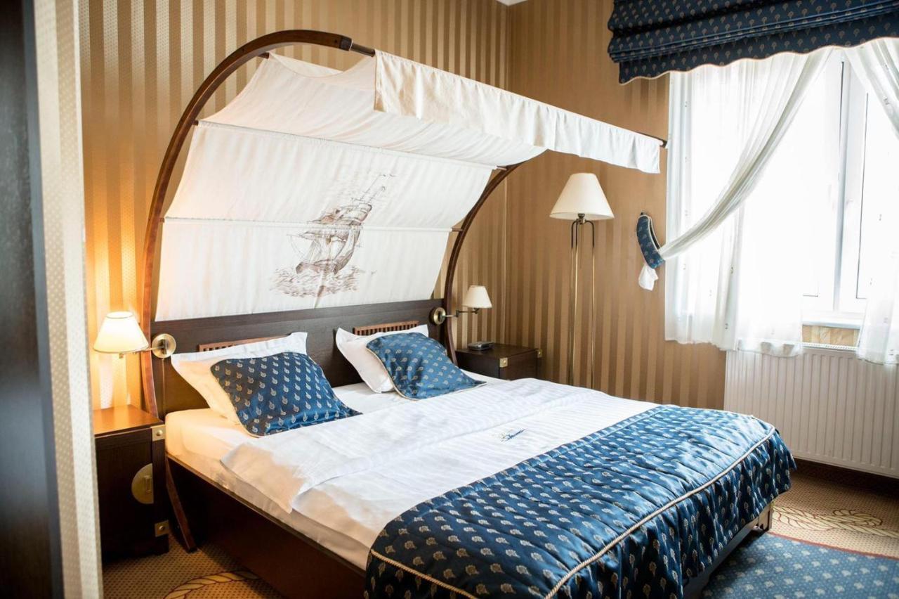 Hotel Shuma Dąbrowa Górnicza Esterno foto